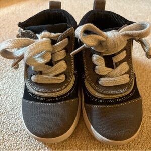 Billy Black and gray zipper sneakers- missing inserts
